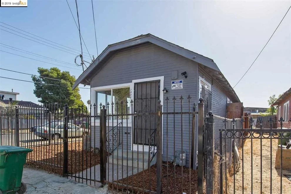Unit for sale at 1094 70Th Ave, Oakland, CA 94621