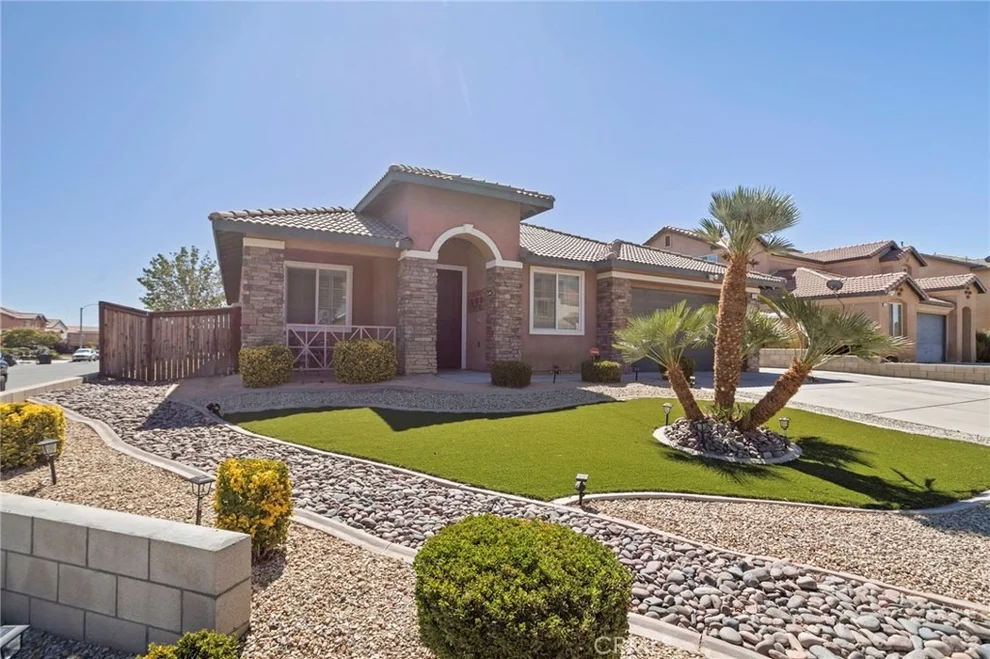 Unit for sale at 15081 Garibaldi Street, Victorville, CA 92394