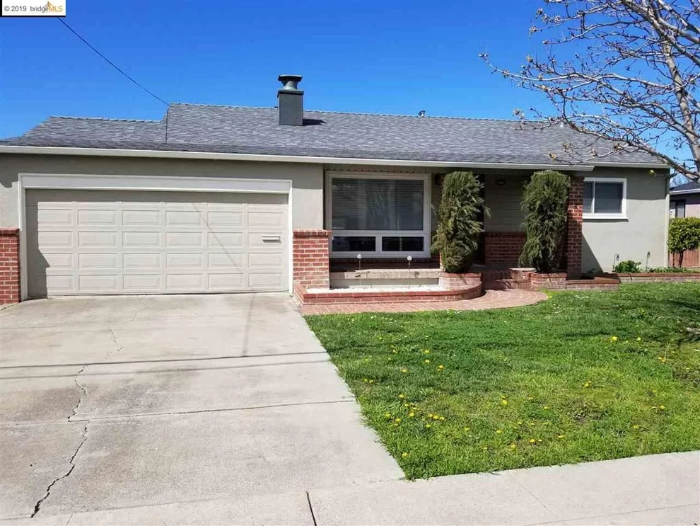 Unit for sale at 17453 Via Frances, San Lorenzo, CA 94580