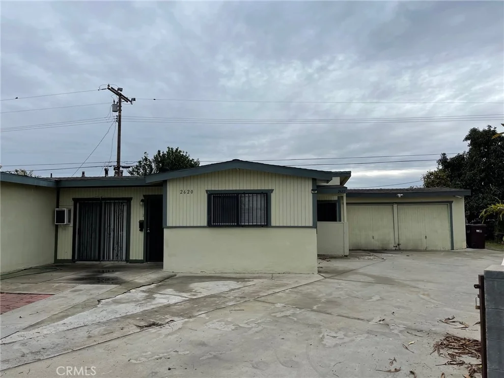 Unit for sale at 2620 2622 W 9th Street, Santa Ana, CA 92703