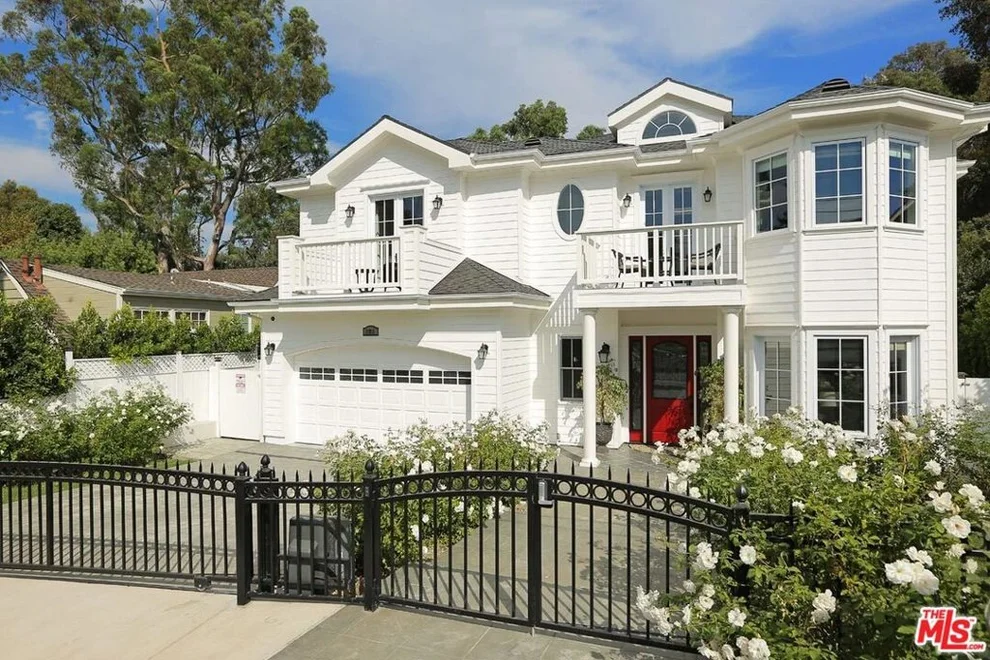Unit for sale at 11911 SALTAIR Terrace, Los Angeles, CA 90049