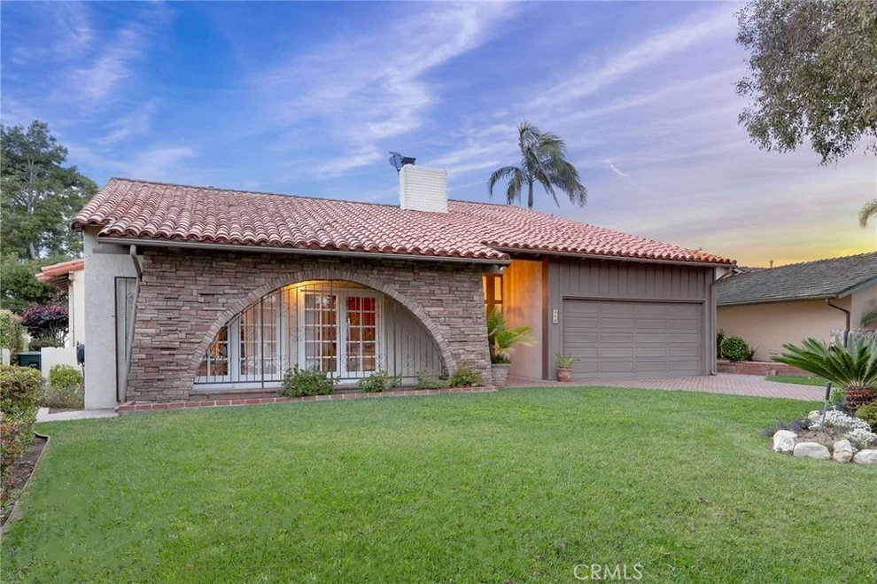 Unit for sale at 112 Via Sego, Redondo Beach, CA 90277
