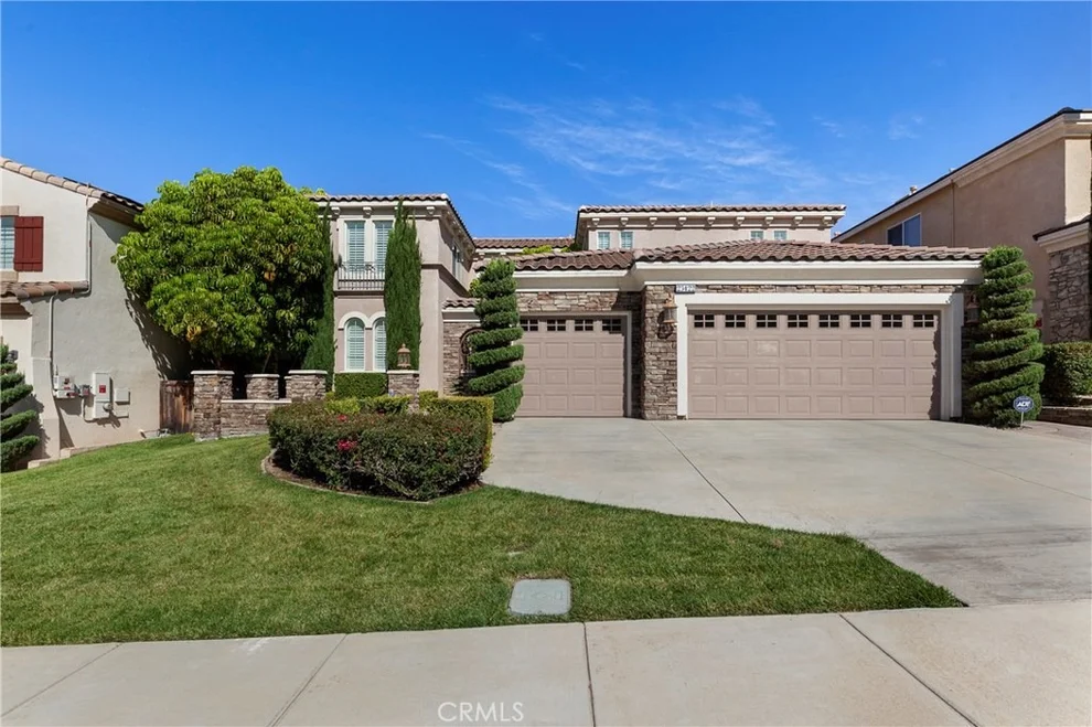 Unit for sale at 23422 Camino Terraza Road, Corona, CA 92883