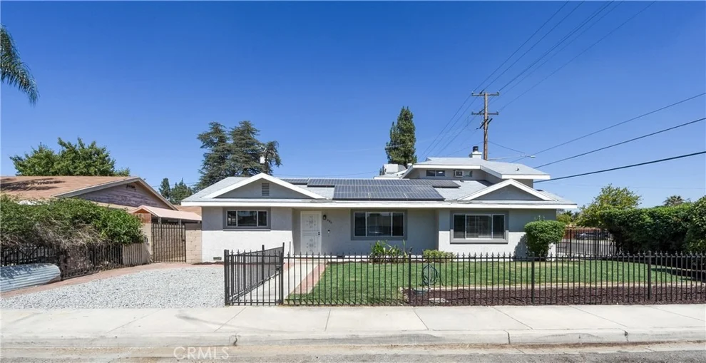 Unit for sale at 490 Janeva Court, Hemet, CA 92543