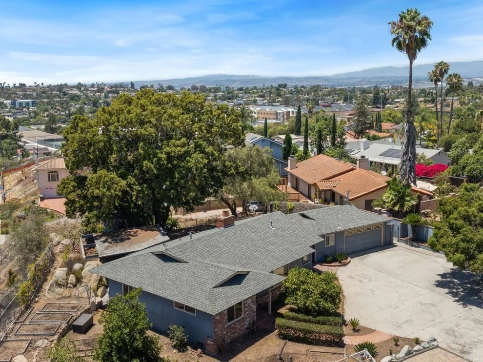 Unit for sale at 673 Monterey Lane, Vista, CA 92084