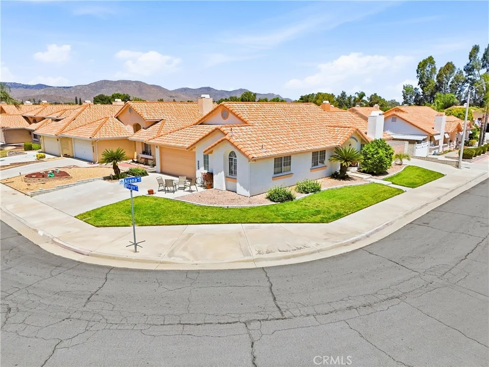 Unit for sale at 2562 Alegre Avenue, Hemet, CA 92545