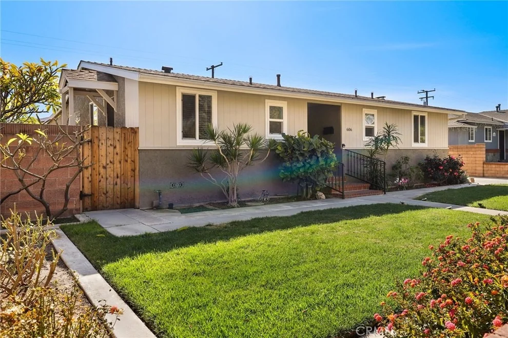 Unit for sale at 606 W Orangethorpe Avenue, Fullerton, CA 92832