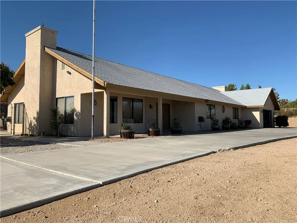 Unit for sale at 61529 Onaga, Joshua Tree, CA 92252