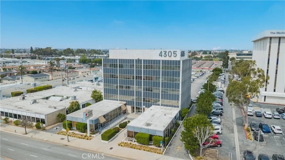 Unit for sale at 4305 Torrance Boulevard, Torrance, CA 90503