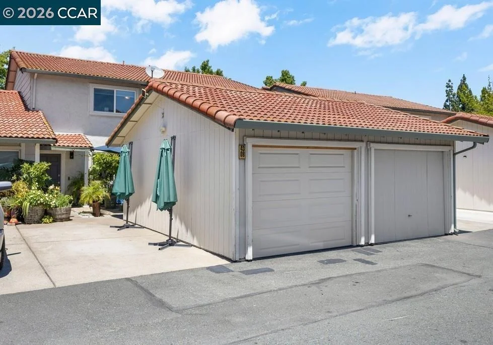 Unit for sale at 4308 Saint Charles Pl, Concord, CA 94521