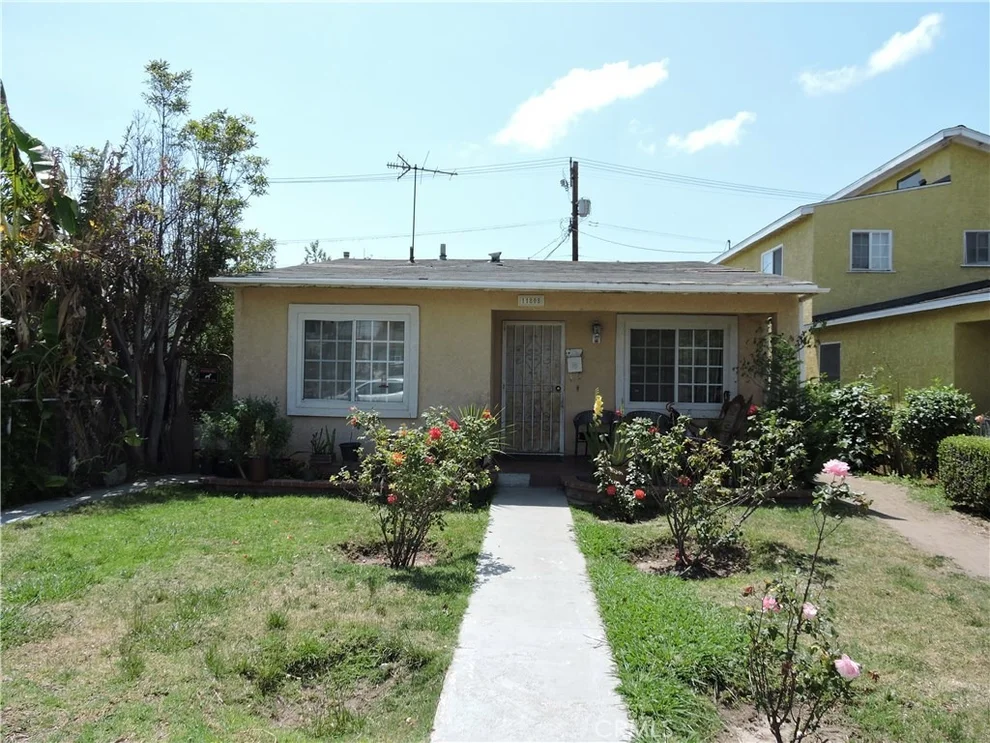 Unit for sale at 11808 Tennessee Place, Los Angeles, CA 90064