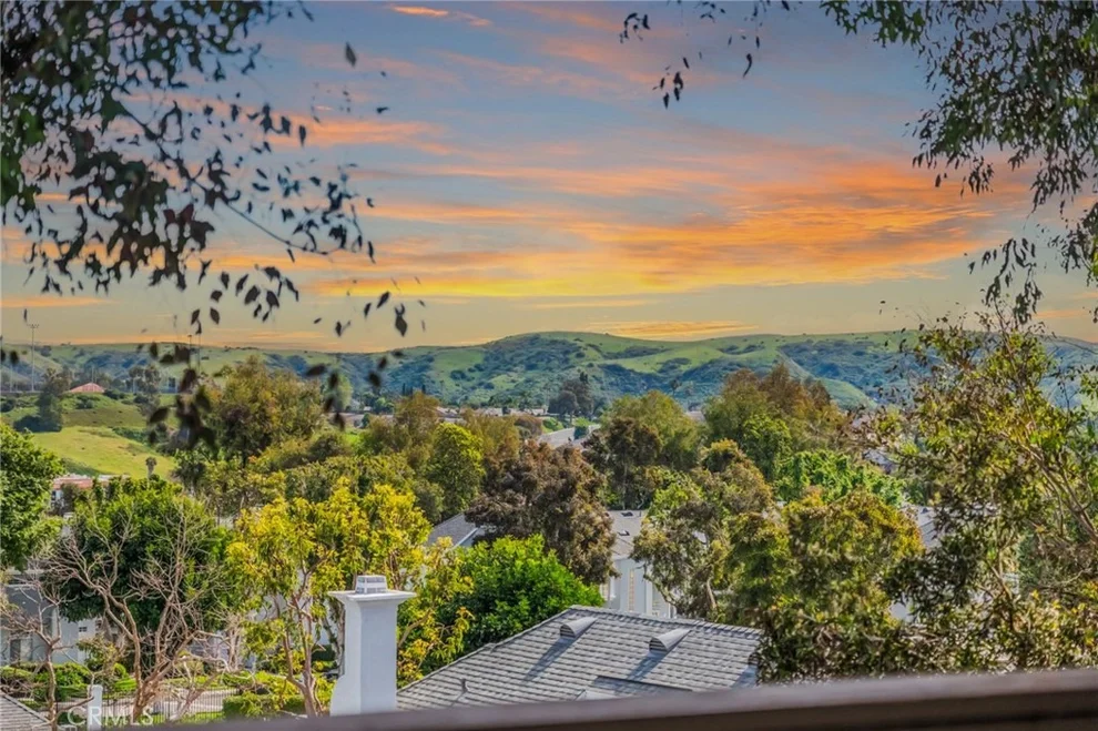 Unit for sale at 28262 Sorrento, Laguna Niguel, CA 92677