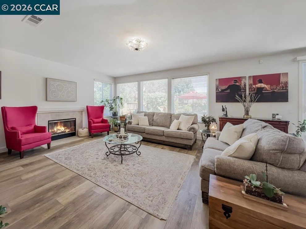 Unit for sale at 10552 Clarks Fork Cir, Stockton, CA 95219