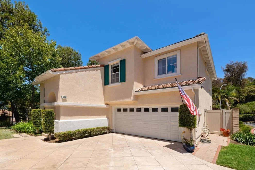 Unit for sale at 259 Lucia Way, Oceanside, CA 92057