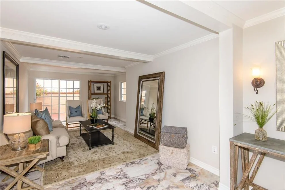 Unit for sale at 5107 Willow Wood Road, Rolling Hills Estates, CA 90274