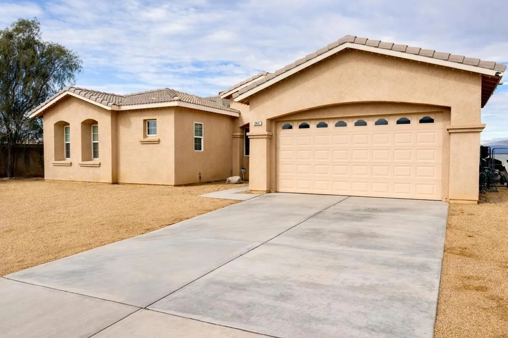 Unit for sale at 13697 Mountain Top Drive, Desert Hot Springs, CA 92240