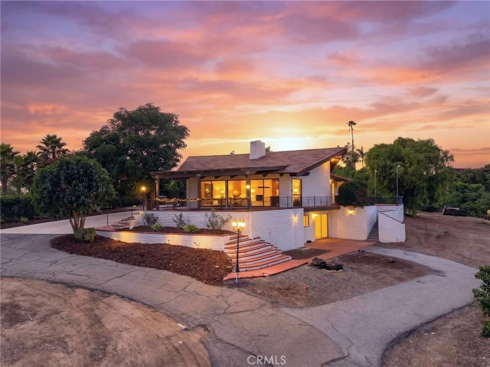Unit for sale at 2801 E Mission Road, Fallbrook, CA 92028