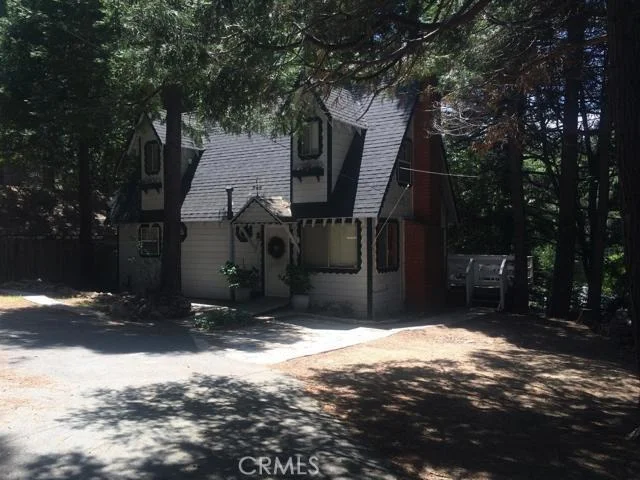Unit for sale at 476 Pyramid Drive, Crestline, CA 92325