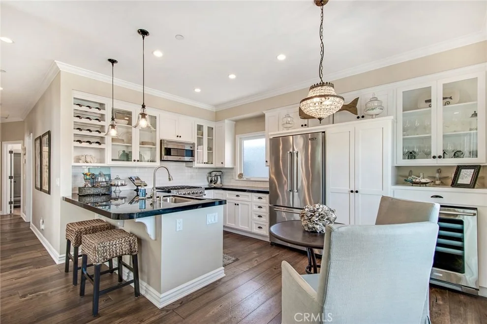 Unit for sale at 311 W Avenida Palizada, San Clemente, CA 92672