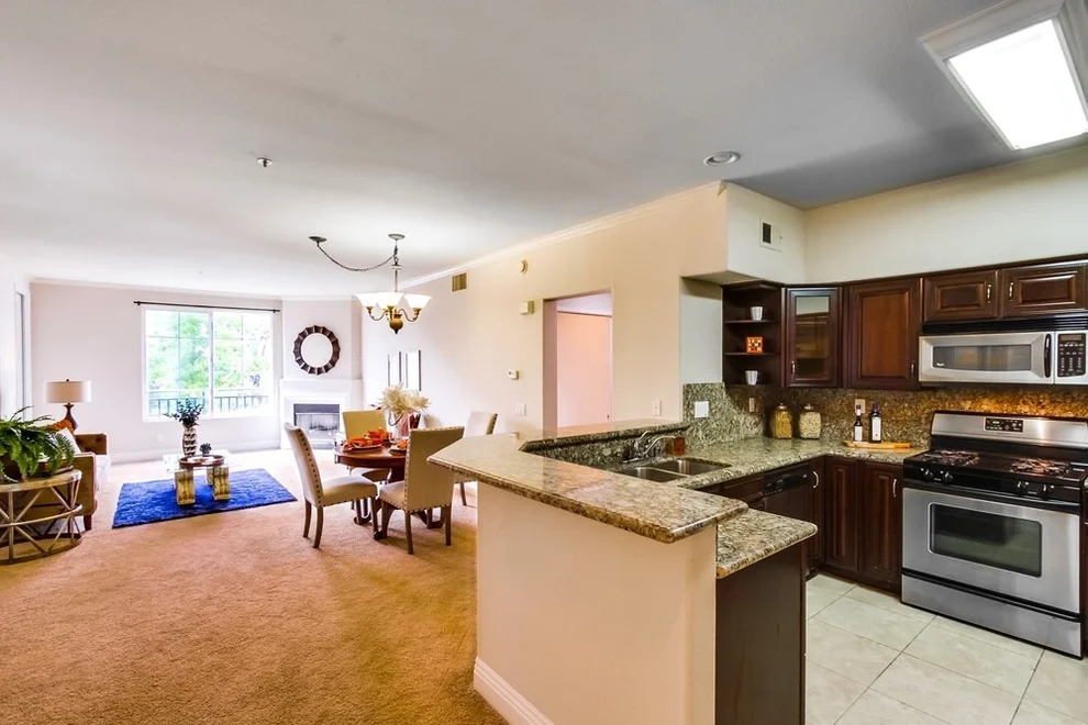 Unit for sale at 12370 Carmel Country Rd, San Diego, CA 92130