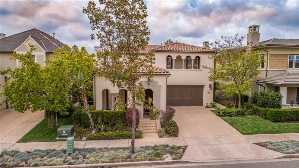 Unit for sale at 15636 Via Montecristo, San Diego, CA 92127