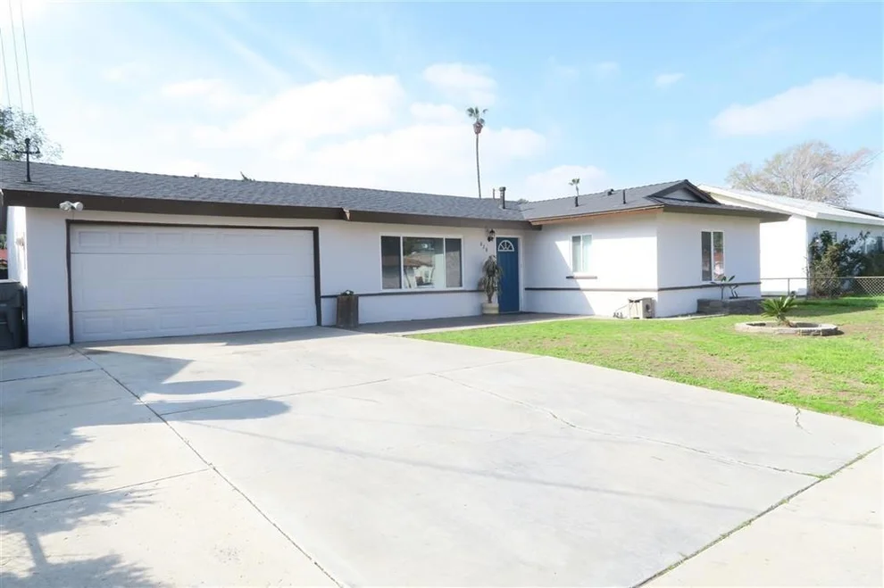 Unit for sale at 828 Elkelton Blvd, Spring Valley, CA 91977