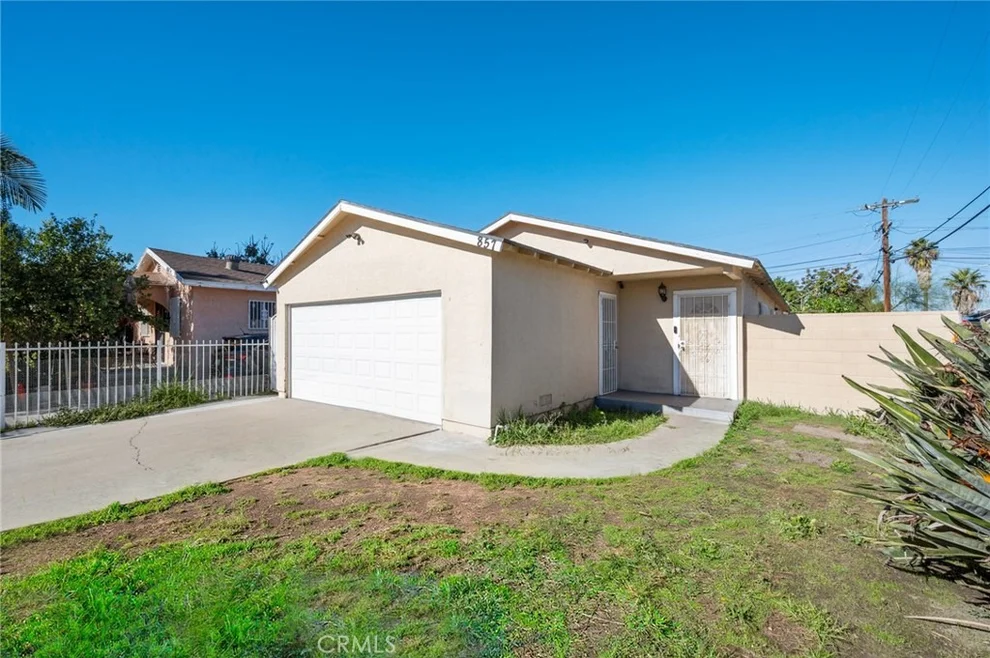 Unit for sale at 857 E 109th, Los Angeles, CA 90059
