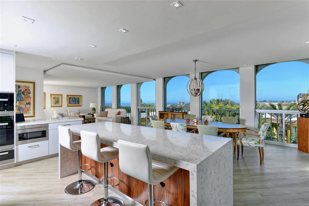 Unit for sale at 1001 Genter Street, La Jolla, CA 92037