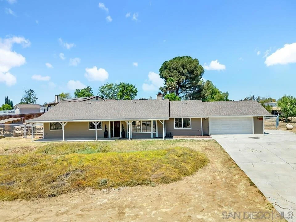 Unit for sale at 715 Steffy Rd, Ramona, CA 92065