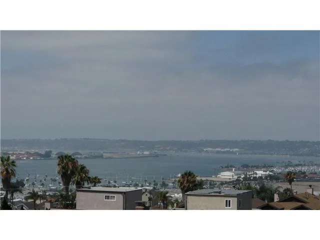 Unit for sale at 230 W Laurel Street, San Diego, CA 92101