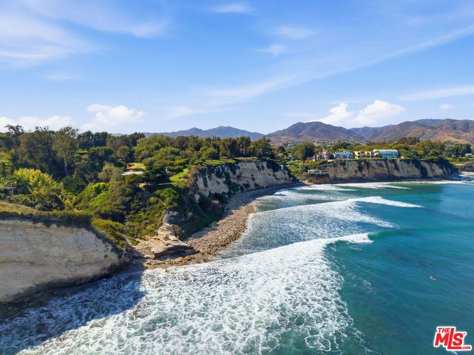 Unit for sale at 29221 Heathercliff Road, Malibu, CA 90265