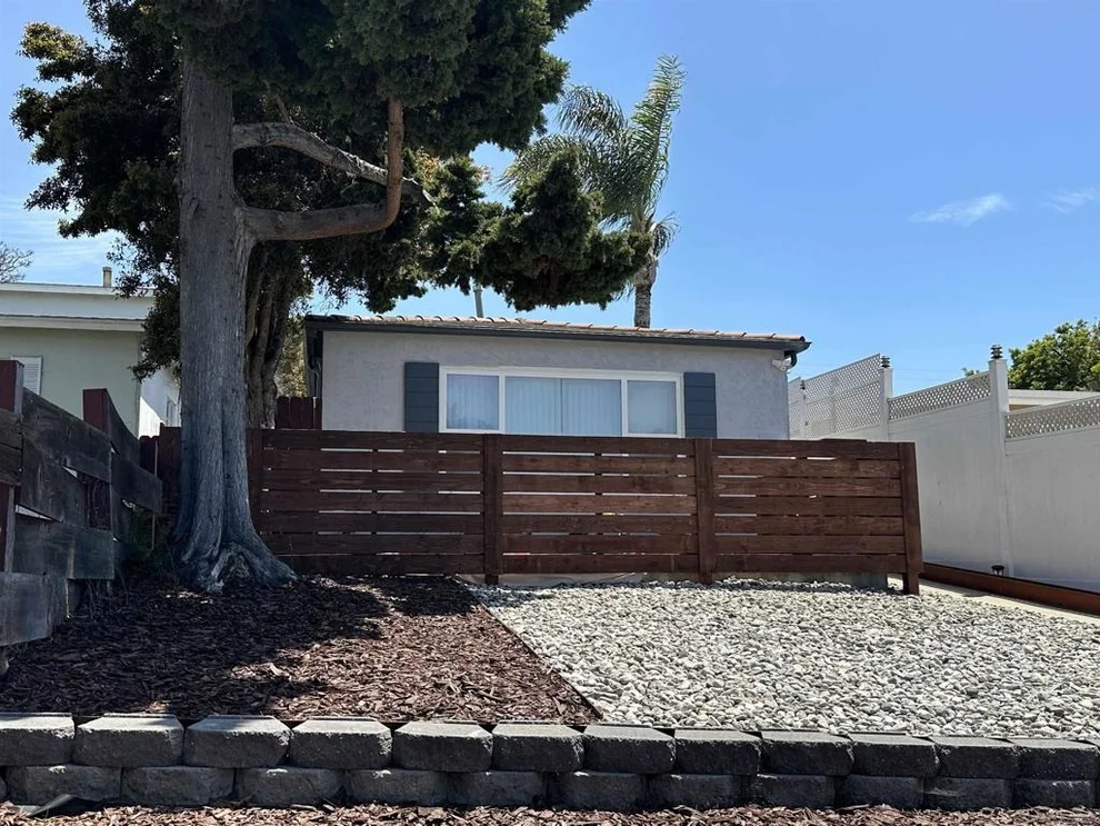 Unit for sale at 1709 1713 Thomas Avenue, San Diego, CA 92109