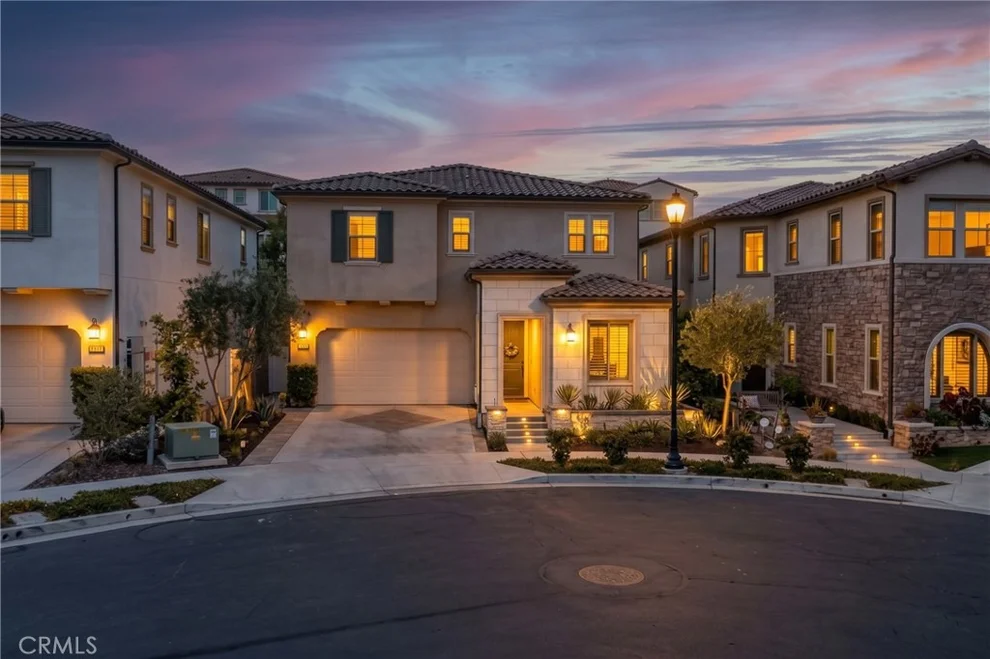 Unit for sale at 1809 Canyon Oaks Lane, Lake Forest, CA 92610