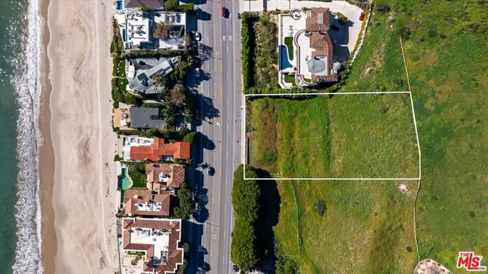 Unit for sale at 22411 Pacific Coast Highway, Malibu, CA 90265