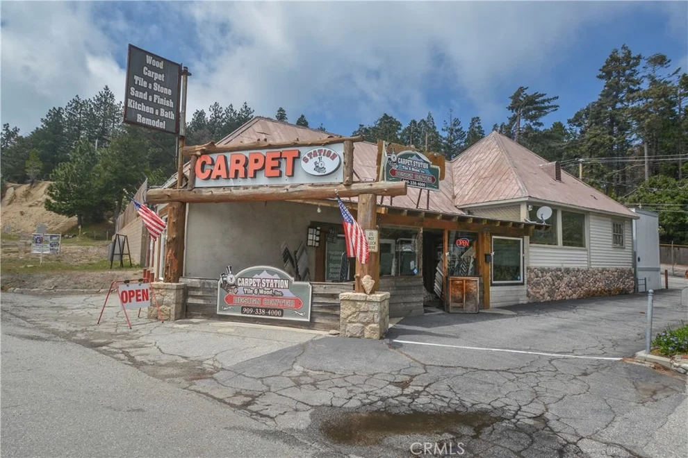 Unit for sale at 25266 Hwy 18, Crestline, CA 92325