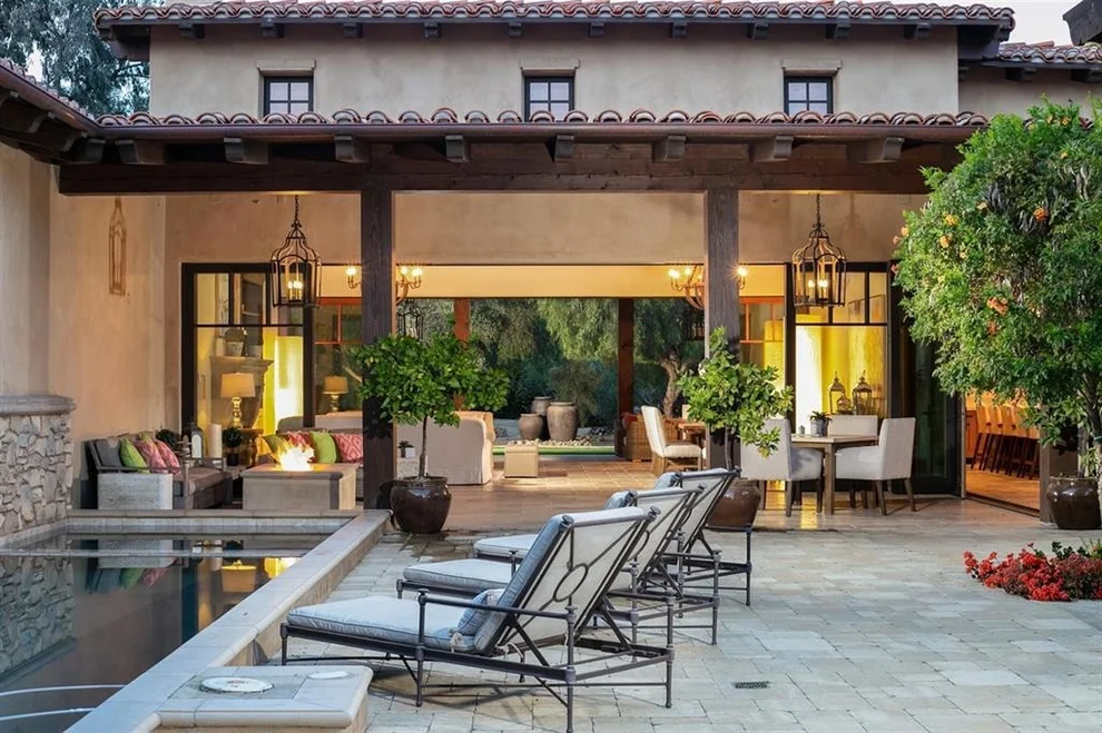 Unit for sale at 18512 Calle La Serra, Rancho Santa Fe, CA 92091