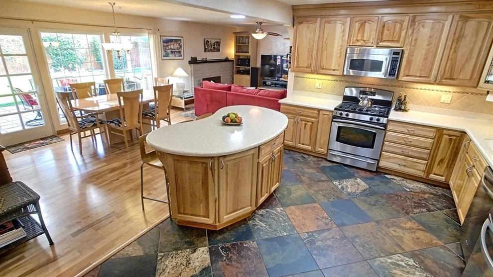 Unit for sale at 4320 Panorama Dr., La Mesa, CA 91941