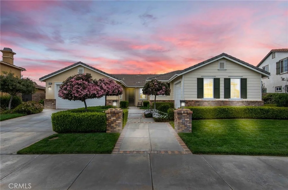 Unit for sale at 28355 Serenity Falls Way, Menifee, CA 92585