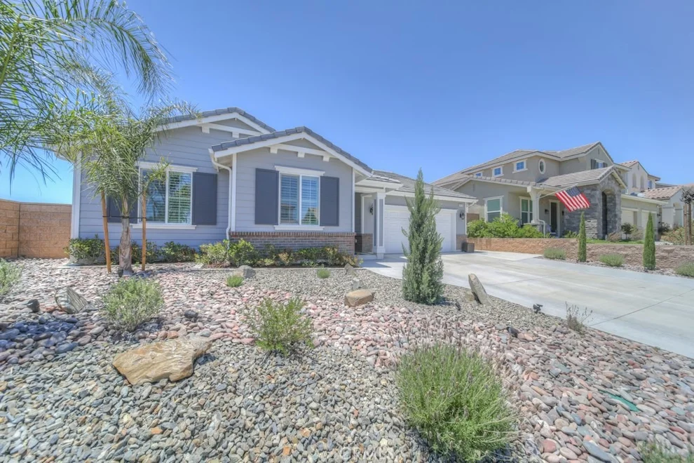 Unit for sale at 35715 Capitola Court, Wildomar, CA 92595