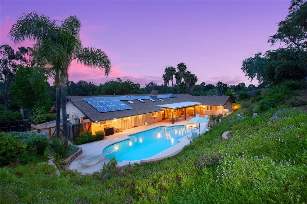 Unit for sale at 749 Quiet Hills Farm Road, Escondido, CA 92029