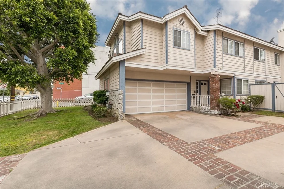 Unit for sale at 2101 Mackay Lane, Redondo Beach, CA 90278