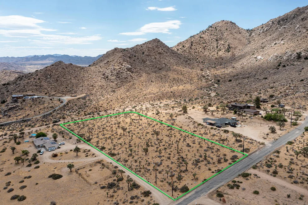 Unit for sale at 8021 Wesley Road, Joshua Tree, CA 92252