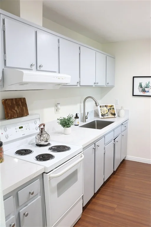 Unit for sale at 3050 Rue Dorleans, San Diego, CA 92110