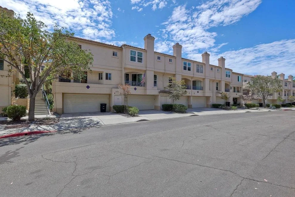 Unit for sale at 6231 Calle Mariselda, San Diego, CA 92124