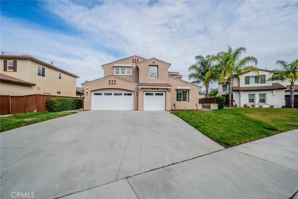Unit for sale at 27668 Longmeadow Court, Moreno Valley, CA 92555