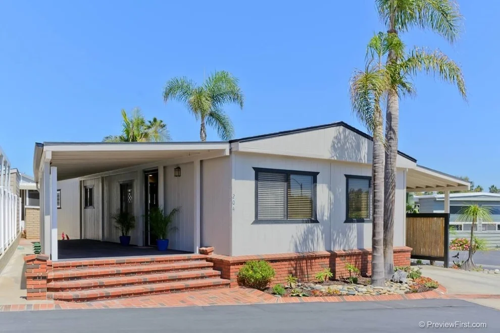 Unit for sale at 204 Easy Place, Carlsbad, CA 92011