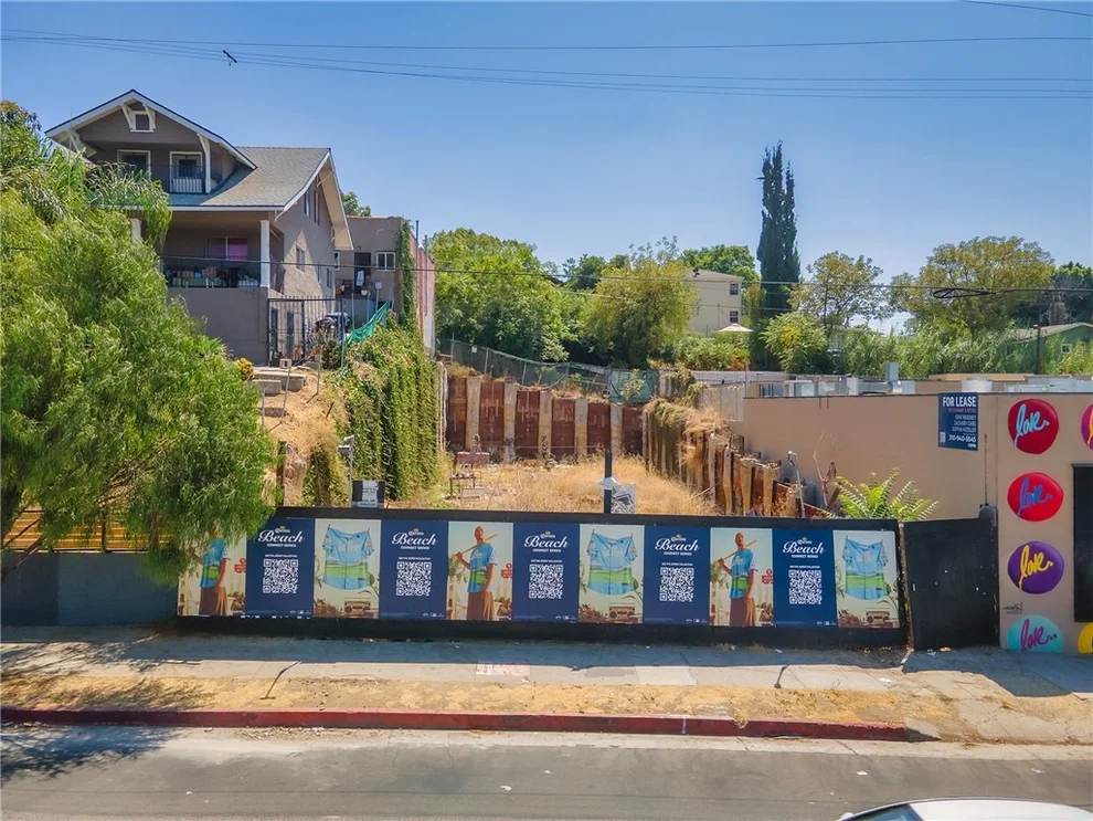 Unit for sale at 1492 W Sunset Boulevard, Los Angeles, CA 90026