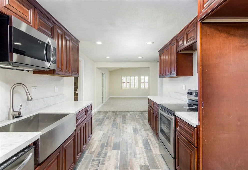 Unit for sale at 2557 Melbourne Dr, San Diego, CA 92123