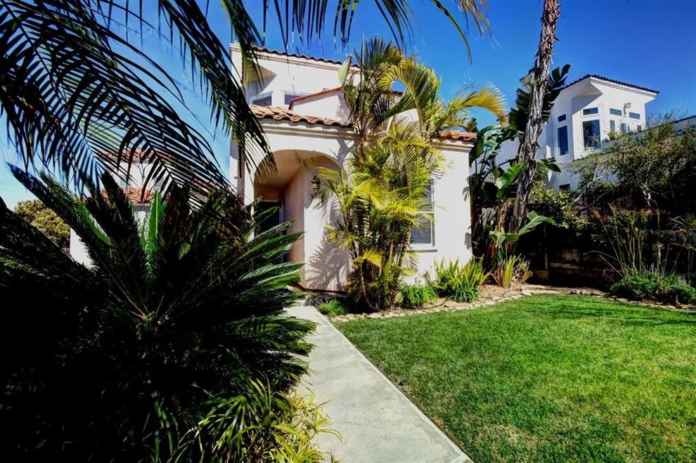 Unit for sale at 4666 Coronado Ave, San Diego, CA 92107