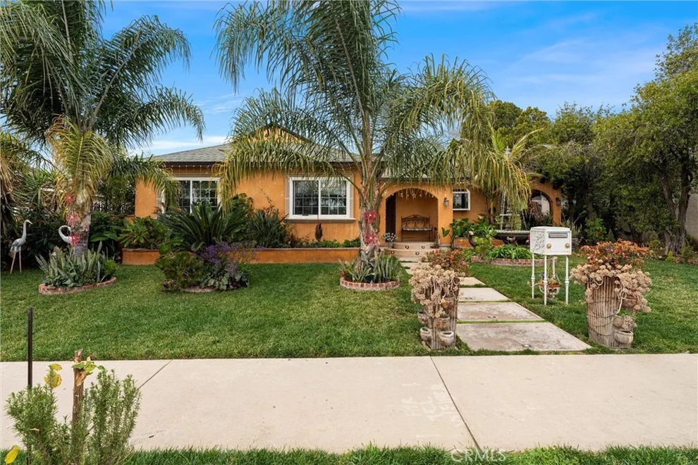 Unit for sale at 14763 San Fernando Mission Boulevard, San Fernando, CA 91345
